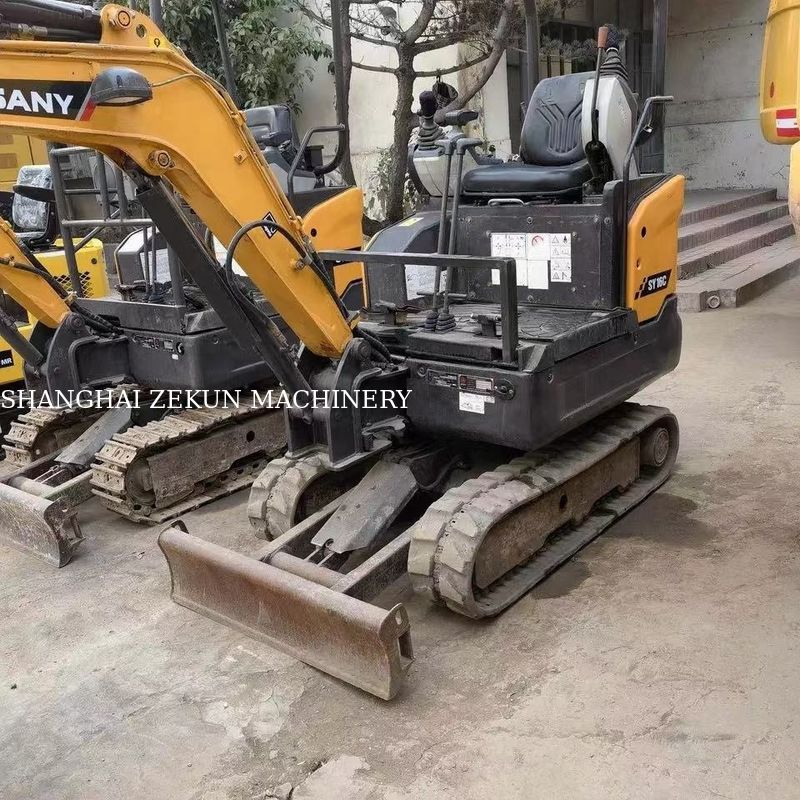 10.3KW Sany SY16C 1.6Ton mini escavadeira com pneu de borracha e bomba hidráulica original