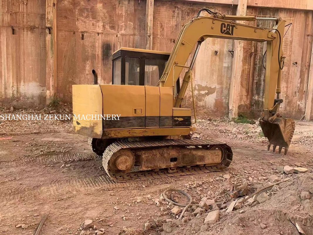 Excavadora CAT E70B usada no Japão com tamanhos de mini-excavadora e motor original do Japão