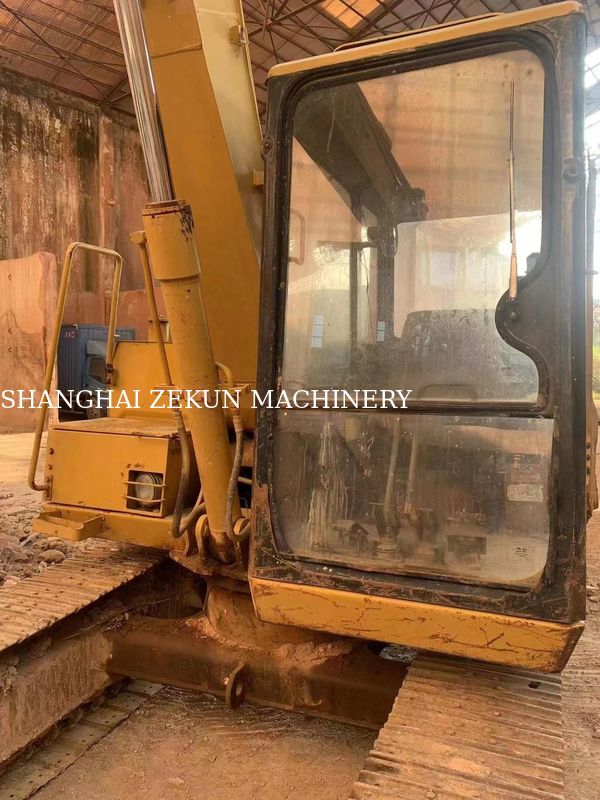 Excavadora CAT E70B usada no Japão com tamanhos de mini-excavadora e motor original do Japão