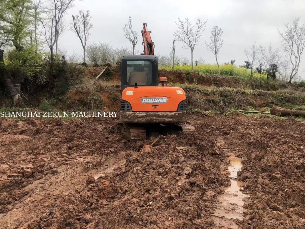 2010 EX60 Mini Excavator de segunda mão 38.1kw Com válvula hidráulica original
