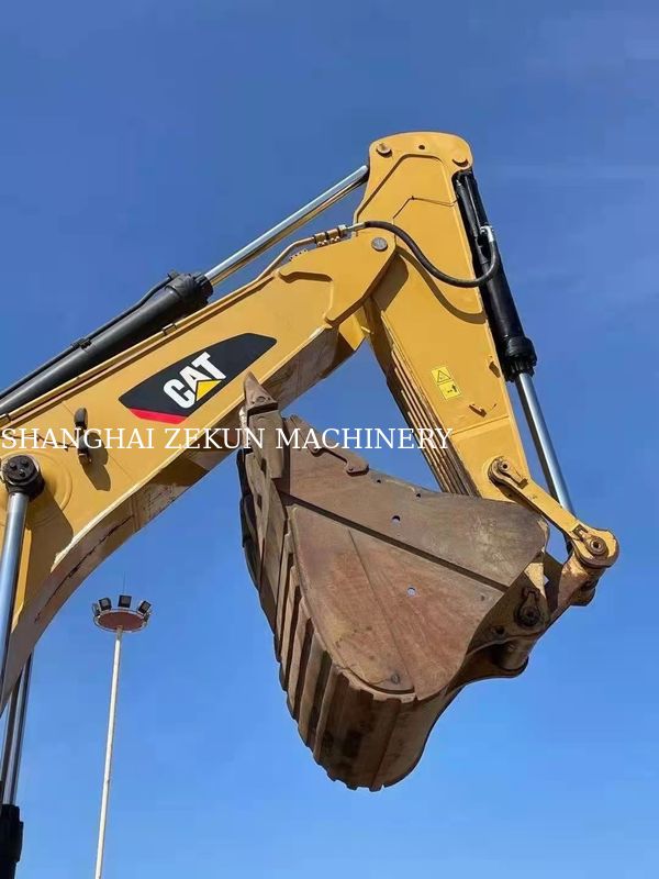 Equipamento de construção de segunda mão Excavadora de rastreamento Cat 390F com motor Cat 390 KW