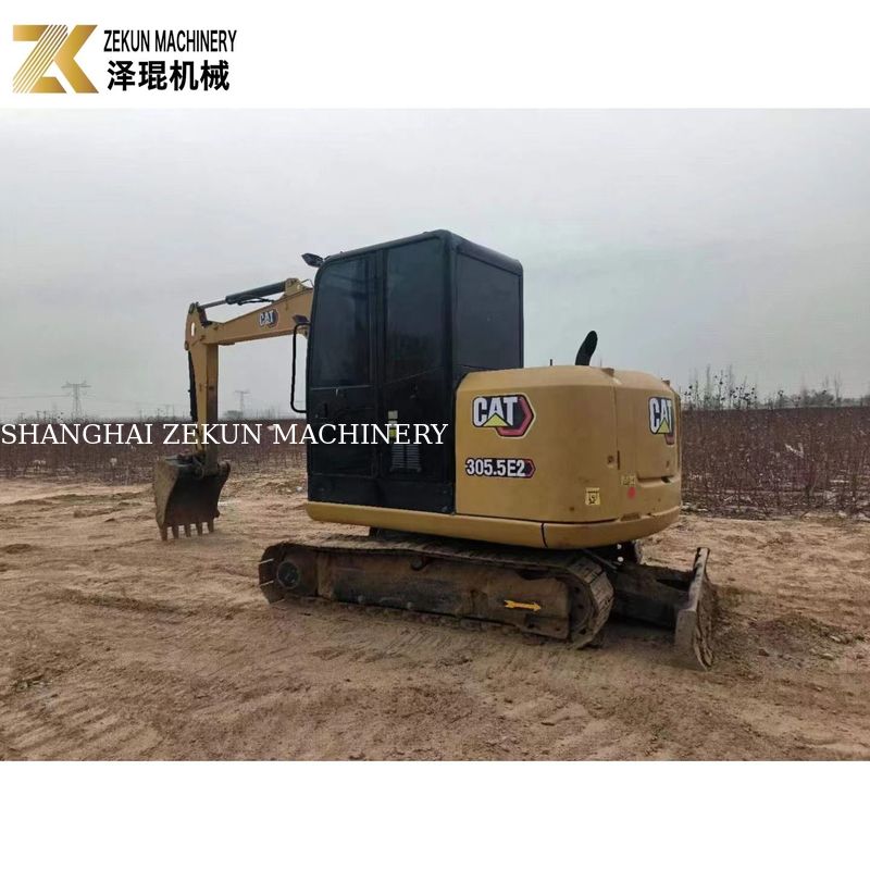 CAT 305.5E2 Excavadora de rastreamento de 5,5 toneladas usada com polegar hidráulico da Caterpillar