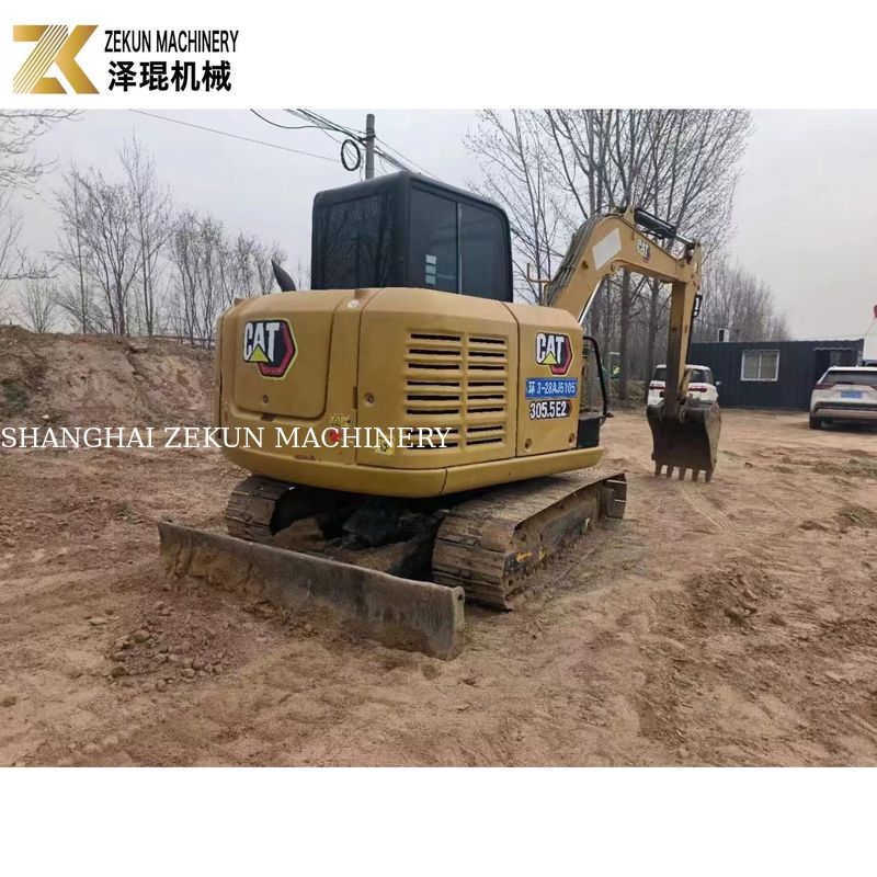 CAT 305.5E2 Excavadora de rastreamento de 5,5 toneladas usada com polegar hidráulico da Caterpillar