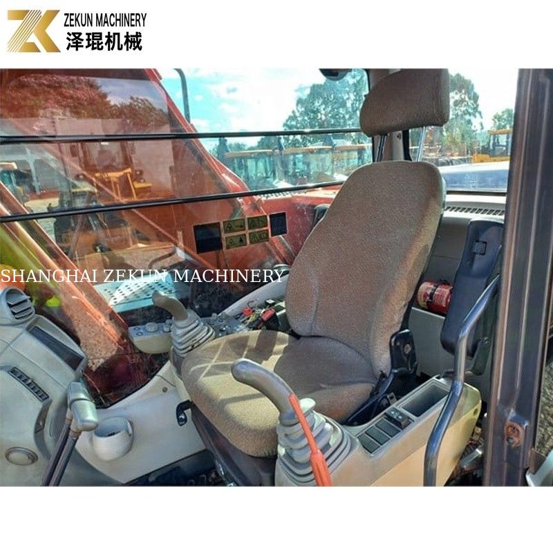 Excavadora Hitachi ZX210 ZX210LC-3 com 2001-4000 horas de trabalho em boas condições
