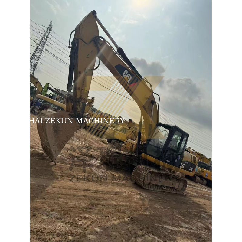 Excavadora Cat 320D usada no Japão com 20000 KG de peso da máquina em boas condições