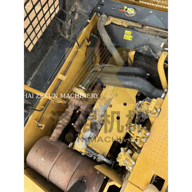Excavadora Cat 320D usada no Japão com 20000 KG de peso da máquina em boas condições