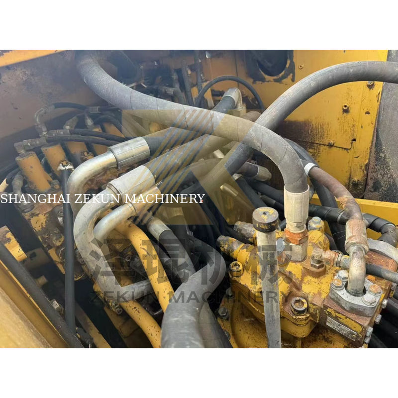 Excavadora Cat 320D usada no Japão com 20000 KG de peso da máquina em boas condições
