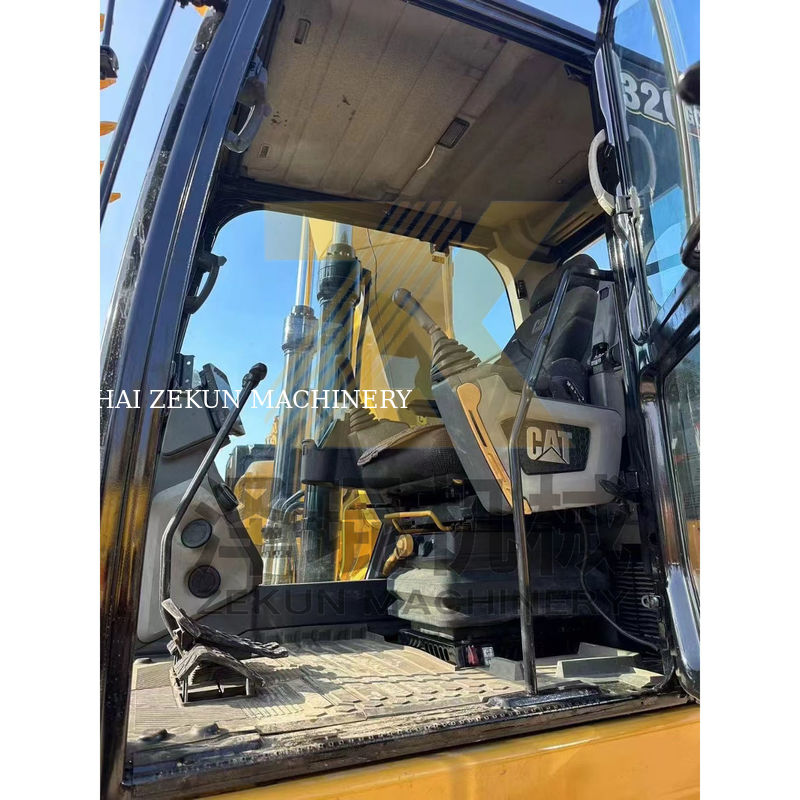 Melhor Excavadora Cat 320GC 2023 com capacidade de balde de 1,19 m3 e outra válvula hidráulica