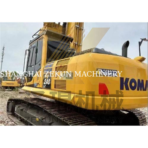 Excavadora Komatsu PC240-7 com poucas horas de trabalho 0-2000 e outro cilindro hidráulico
