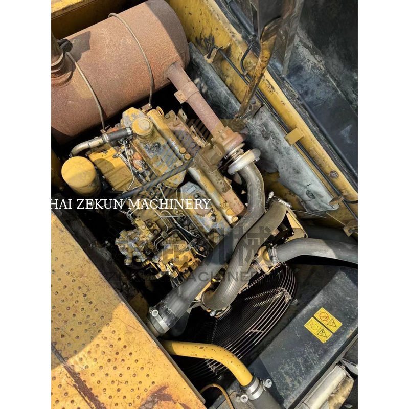 Excavadora Shantui Kato de segunda mão de 20 toneladas 320D com capacidade de balde de 1M3 em Xangai