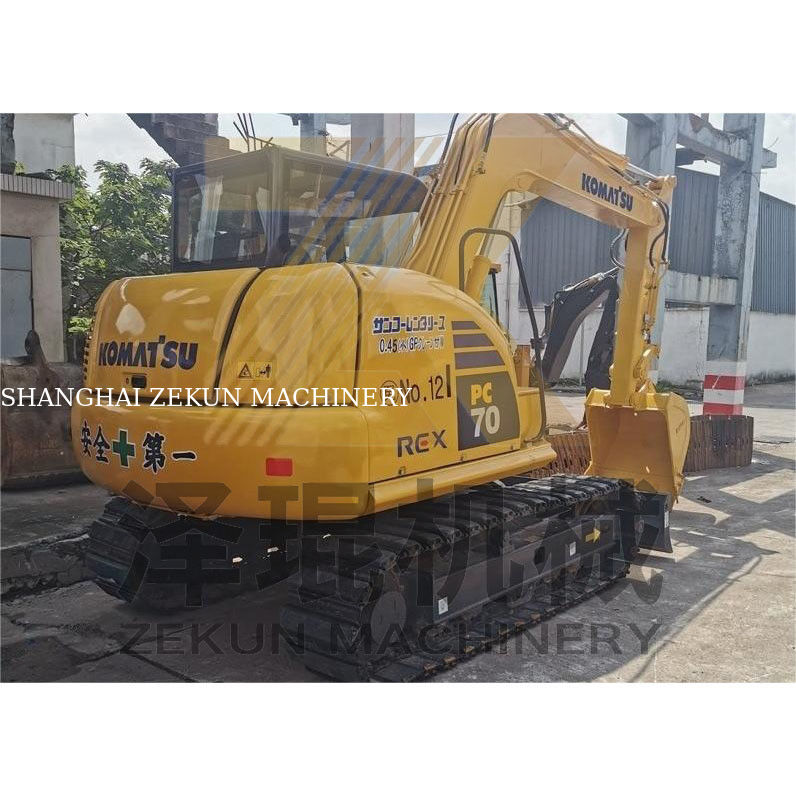 6.59TON peso operacional 2022 usado Komatsu PC70-8 escavadeira para suas necessidades