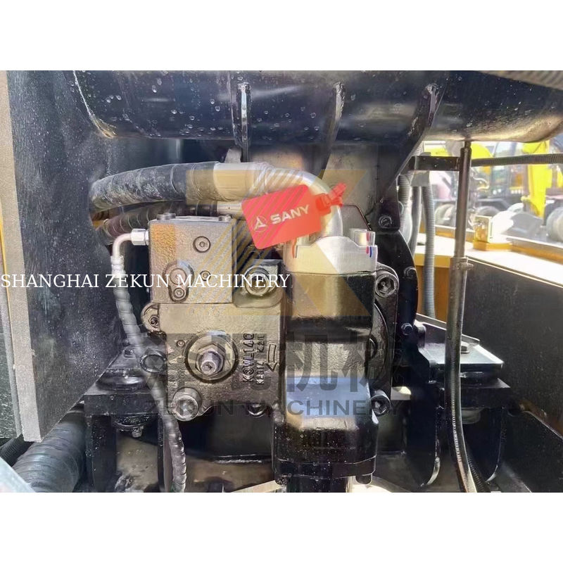 Outras escavadeiras usadas com cilindro hidráulico Sany SY95C Pro com capacidade de balde de 0,39 m3