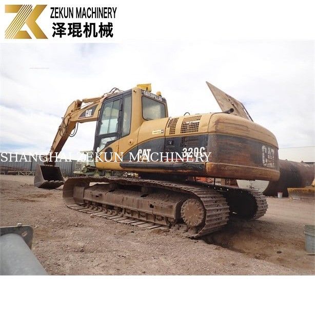 Excavadora Cat 320 D2 com motor e bomba hidráulica 4000 horas de trabalho