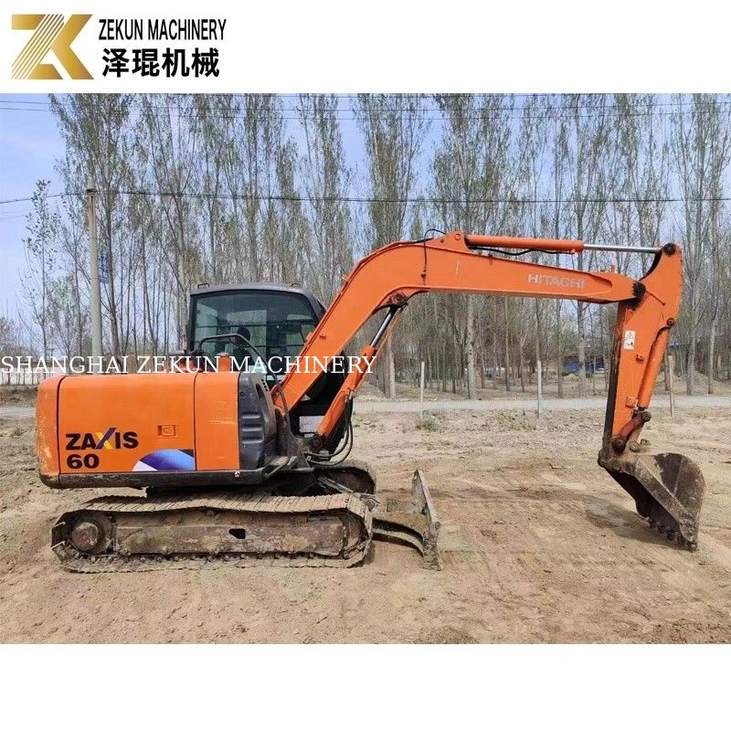 Excavadora manual Hitachi ZX60 Excavadora de rastreamento 0,22m3 Capacidade de balde 2013 Ano