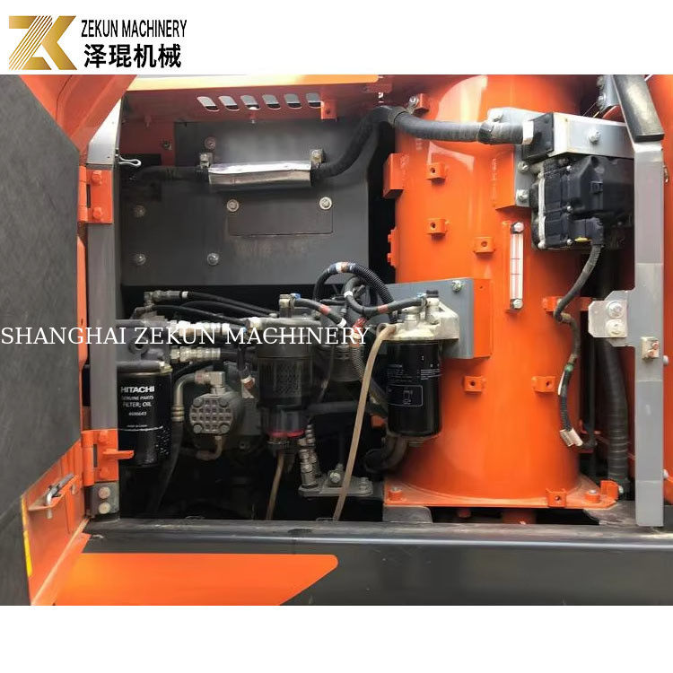 Excavadora Hitachi ZX120-6 com bomba hidráulica original e peso operacional de 12 toneladas