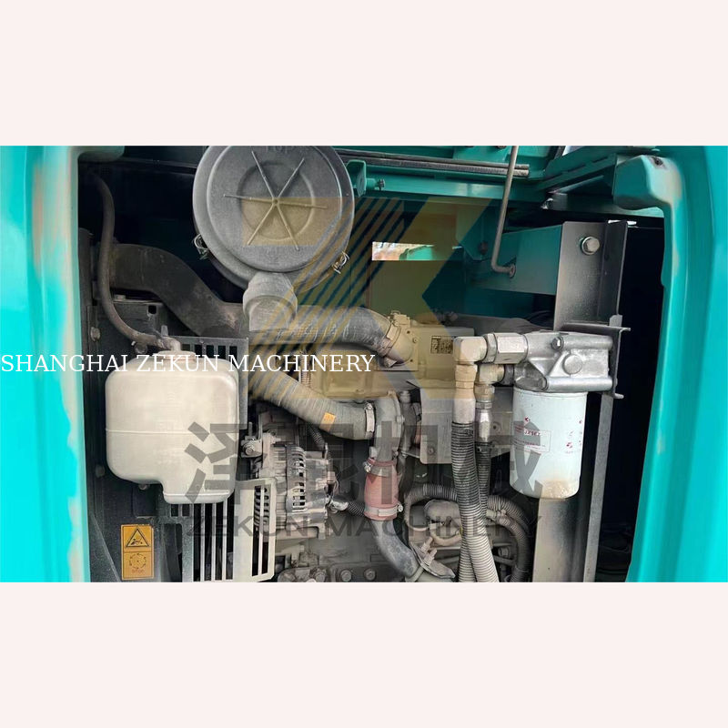 Excavadora usada Kobelco SK75-8 em excelente estado para venda em Xangai