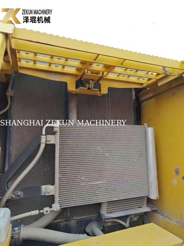 Excavadora de rastreamento usado Komatsu PC200-8MO 2001-4000 Horas Tamanho médio
