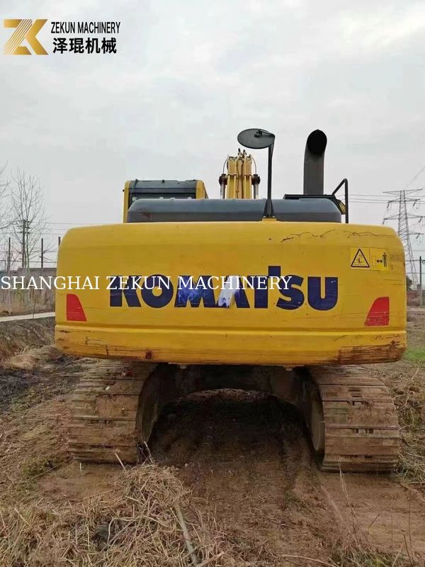 Excavadora de rastreamento usado Komatsu PC200-8MO 2001-4000 Horas Tamanho médio