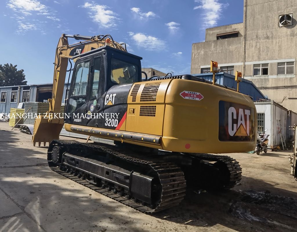 Escavação de construção 2015 Caterpillar Cat312 312D Excavator Shanghai Cat 312 C com e peso operacional de 20 toneladas