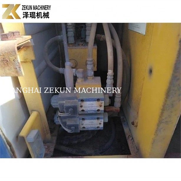 Pequena escavadeira hidráulica com 12800 kg peso Komatsu PC 120-5 em boas condições