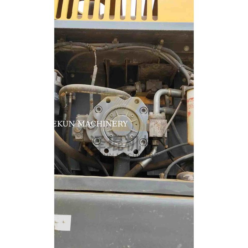Excavadora Volvo EC480DL 48T usada. Um balde de 1,77-3,8 m3. Importação da Coreia.