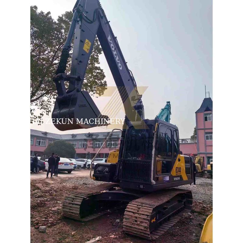 Outra bomba hidráulica EC140 escavadeira Em bom estado e com 15870 kg de peso da máquina