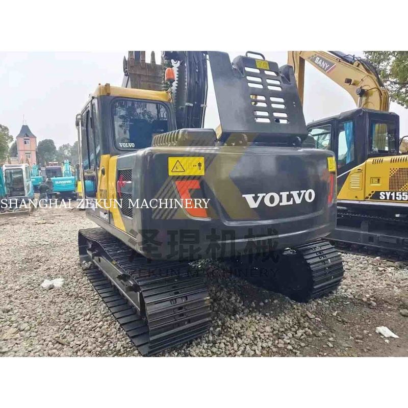 Outra bomba hidráulica EC140 escavadeira Em bom estado e com 15870 kg de peso da máquina