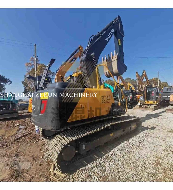 Excavadora Volvo EC140DL Utilizada Bem Mantida Motor D3.8E 14 toneladas Peso operacional