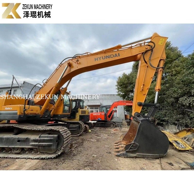 Excavadora Hyundai R305 de 30 toneladas usada para construção de estradas