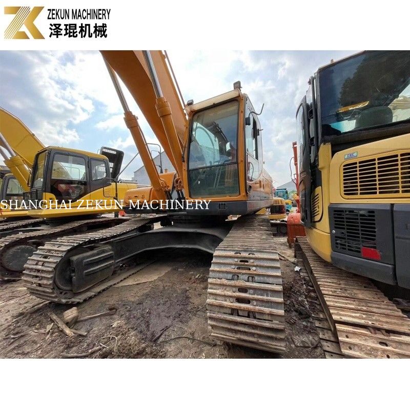 Excavadora Hyundai R305 de 30 toneladas usada para construção de estradas