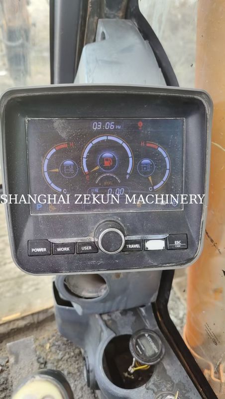 2015 Hyundai R150-9 Excavator com martelo e 5.300 horas de trabalho aumentar a produtividade