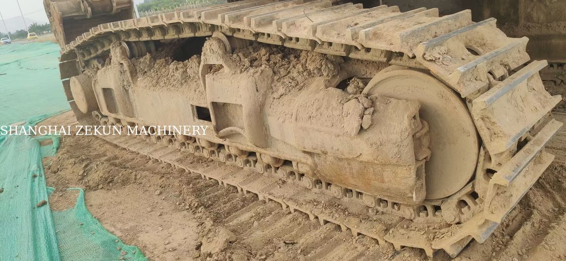 Excavadora Cat 340D2L de 2019 com 8 436 horas de trabalho Excelente desempenho