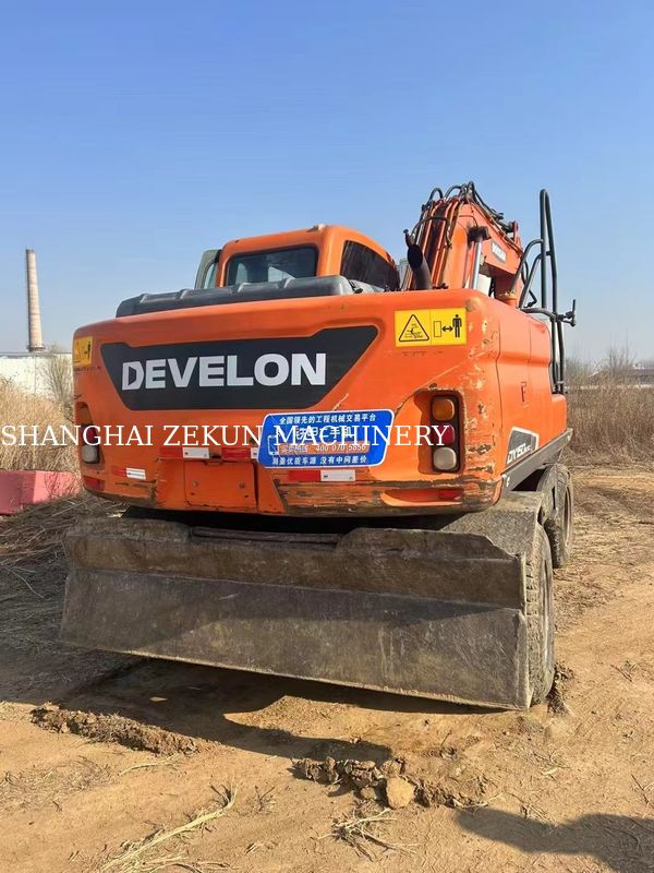 Excavadora Doosan DX150W-9C Tipo de roda de 15 toneladas para venda