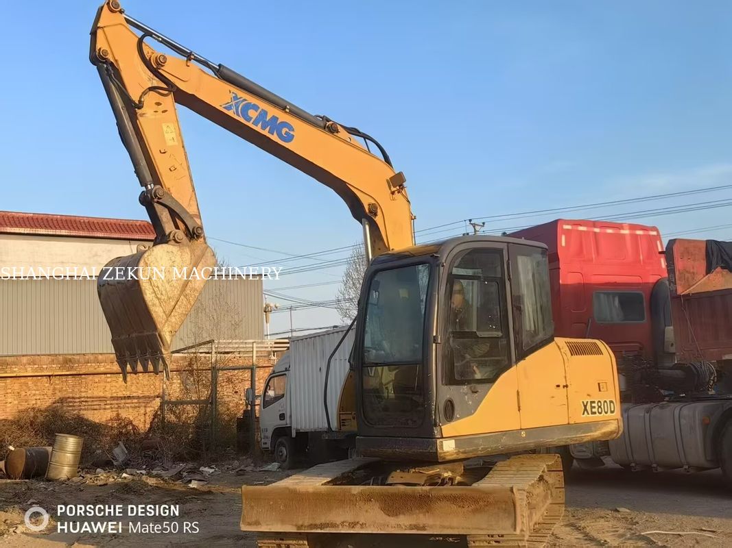 2018 XCMG XE80D 8-Ton Excavadora Crawler   8,568 horas para venda