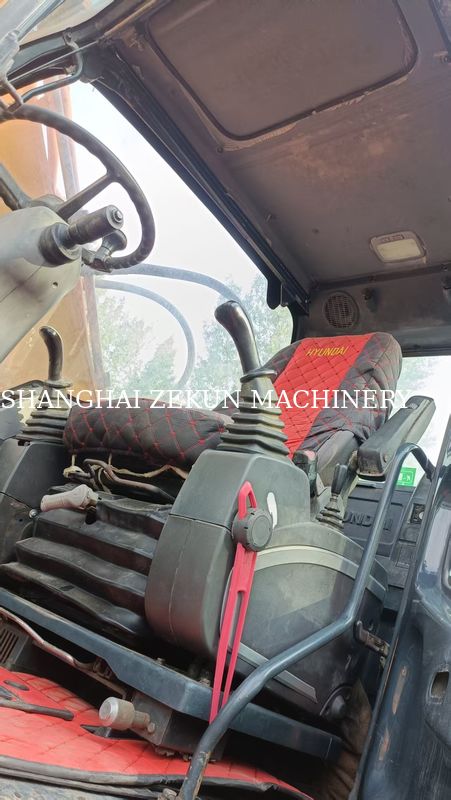 Escavadeira de Rodas Hyundai R210W-9 Capacidade do Tanque de Combustível 330 L e Válvula Hidráulica