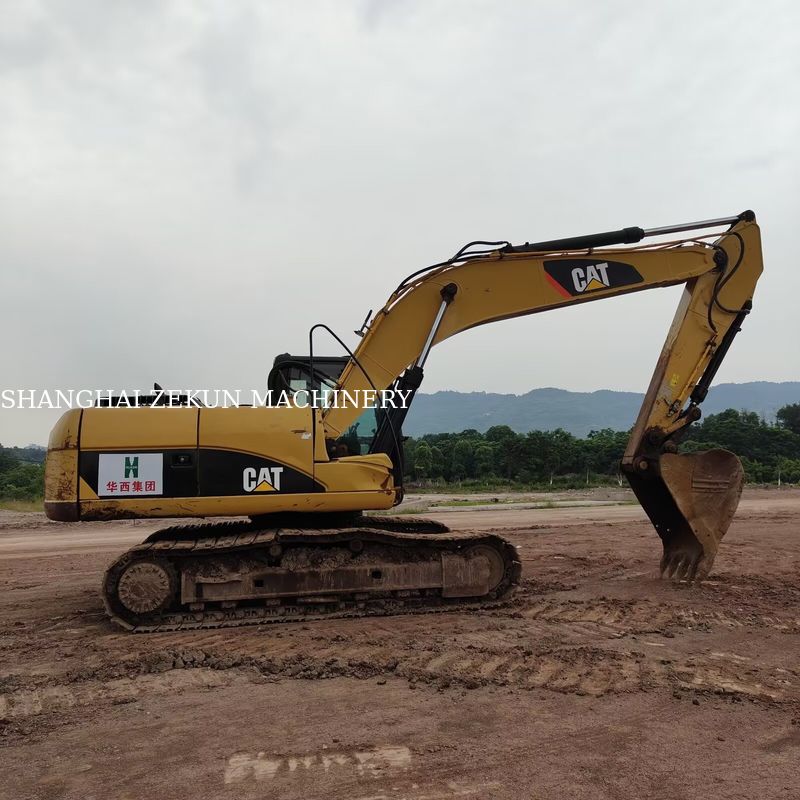 Escavadeira CAT 320D de 2016, Classe 20 Toneladas, com Motor CAT C6.4 ACERT, Profundidade Máxima de Escavação 680 mm
