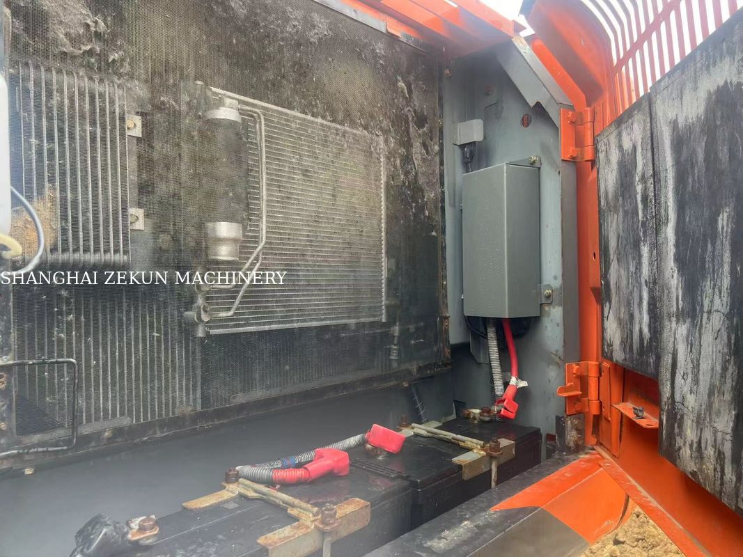 Escavadeira Hitachi ZX220-5A de 2020, 6541 horas, Altura Máxima de Escavação 630 mm, Profundidade Máxima de Escavação 670 mm, Para Trabalhos Pesados