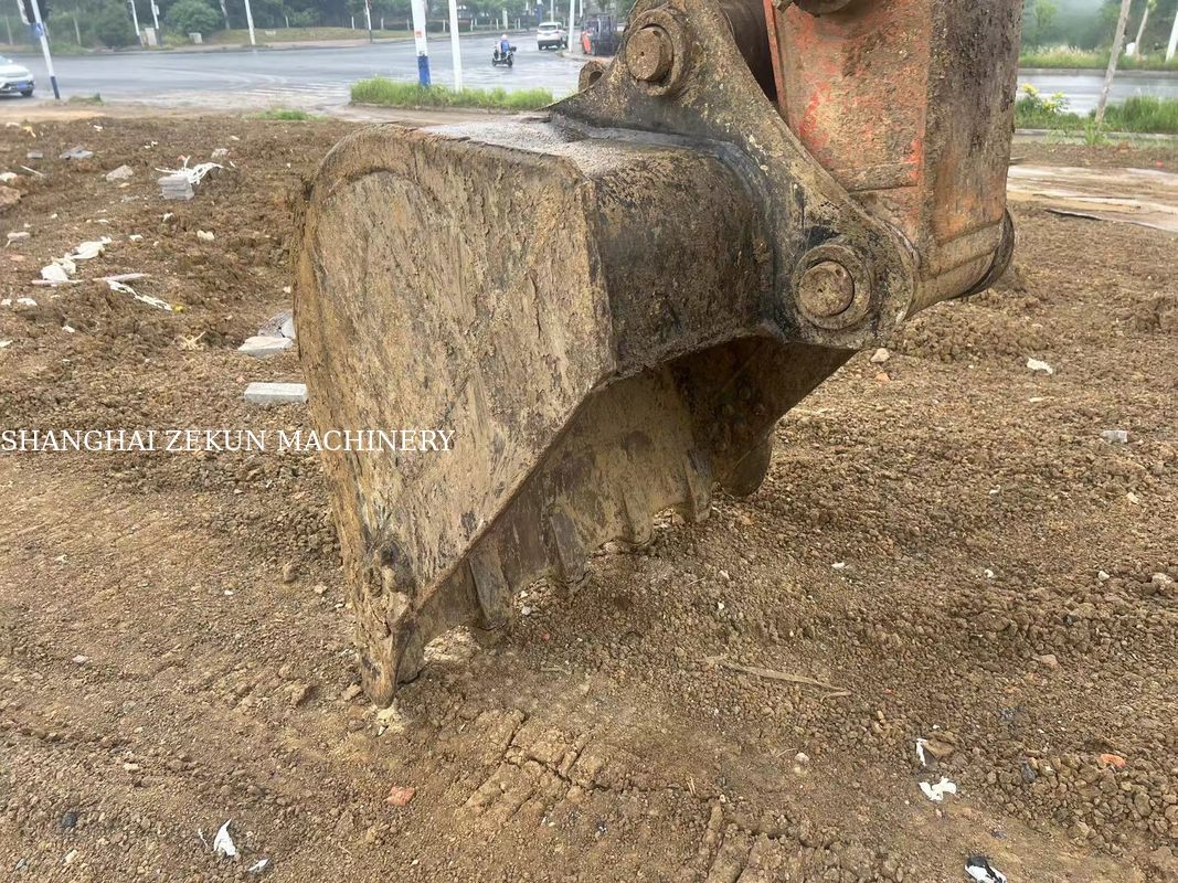 2022 Hitachi ZX200-5A escavadeira com altura máxima de escavação de 9 e velocidade de balanço de 13,3 RPM 5500hrs