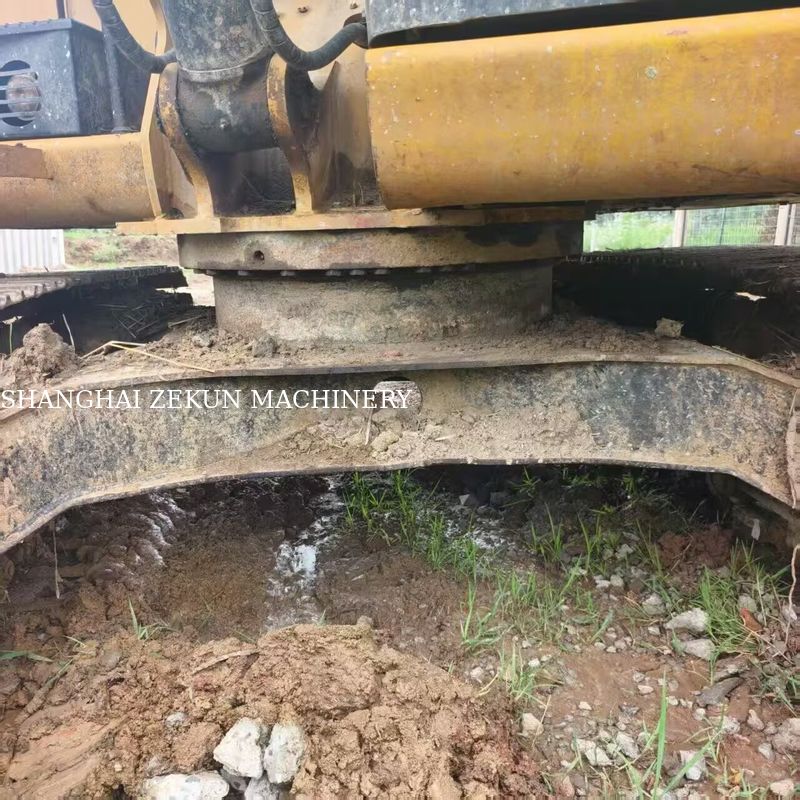 Escavadeira CAT 307E2 de 2017, 12544 horas, Altura Máxima de Descarga 070 mm, Pressão Hidráulica 28 MPa