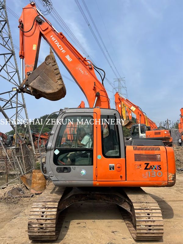 Escavadeira Hitachi ZX130-6 Usada Com 11053 horas, Lança de 4,6m, Pressão Hidráulica de 34,3 MPa