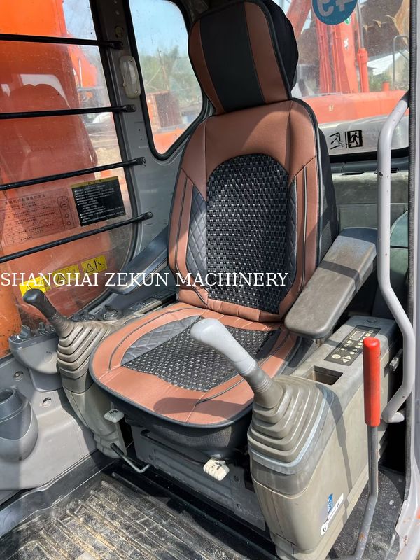 Escavadeira Hitachi ZX130-6 Usada Com 11053 horas, Lança de 4,6m, Pressão Hidráulica de 34,3 MPa