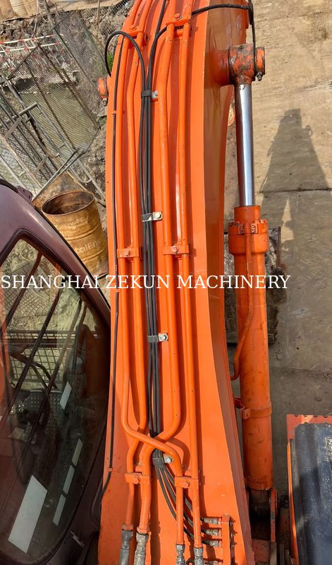 Escavadeira Hitachi ZX130-6 Usada Com 11053 horas, Lança de 4,6m, Pressão Hidráulica de 34,3 MPa