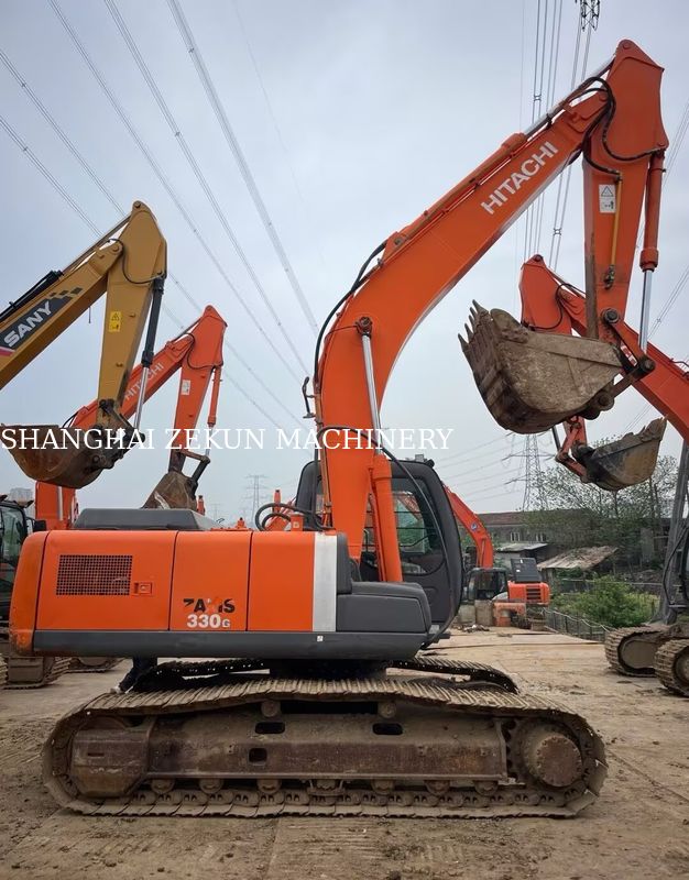 Hitachi ZX200-3G Escavação 10658hrs Comprimento do braço 2,94 m Altura máxima de escavação 620 mm