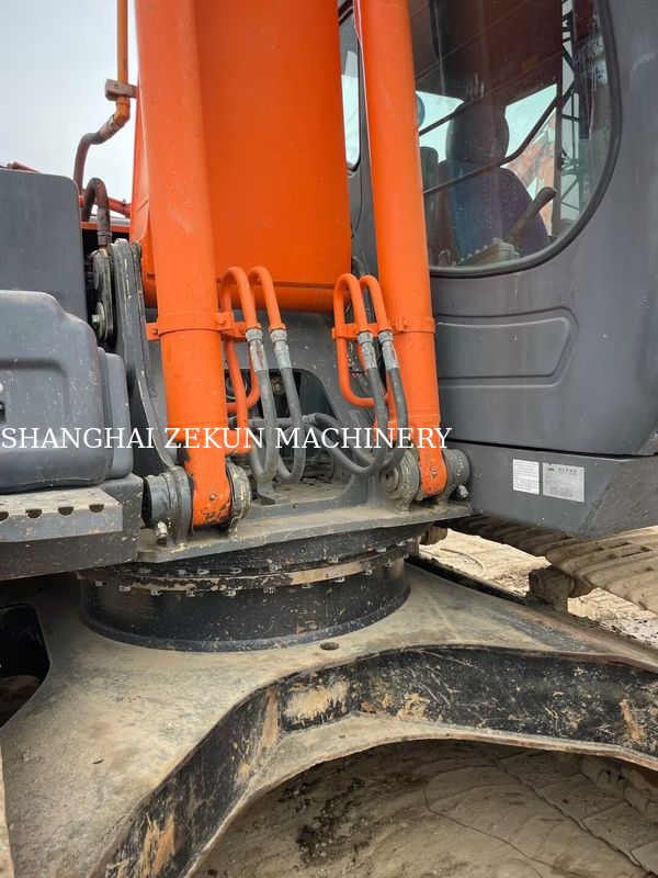 Hitachi ZX200-3G Escavação 10658hrs Comprimento do braço 2,94 m Altura máxima de escavação 620 mm