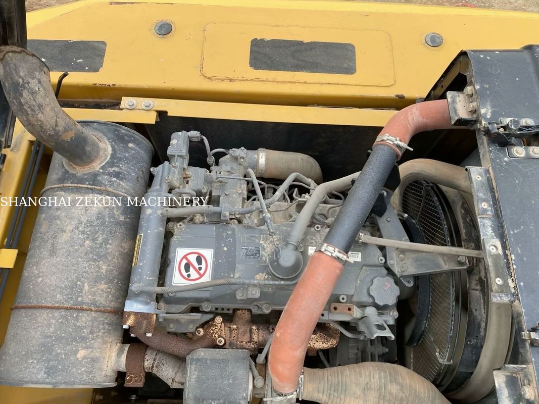 Escavadeira de Esteiras CAT Equipamento de Escavação Robusto para Construção em Excelente Estado